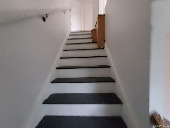 Building Photo - 31 Park Ave