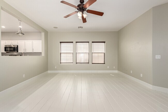 Building Photo - 21127 Avenida Del Valle Ct