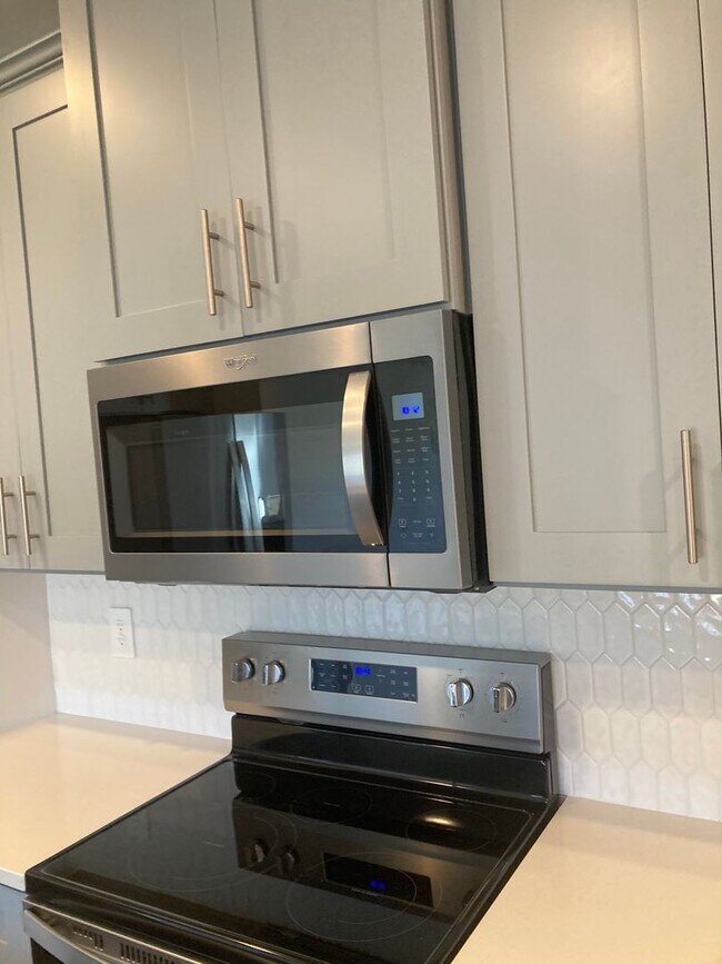 Building Photo - 1756 Braemar Vlg Dr
