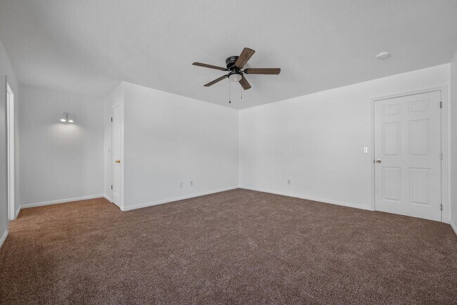 Building Photo - 8566-8568 Wasatch Boulevard East