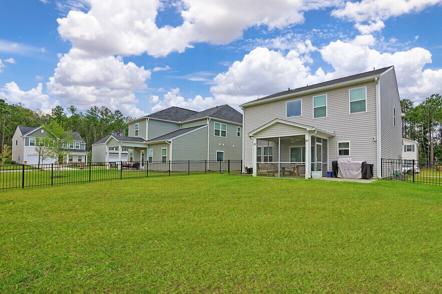 Building Photo - 153 Jepson Way