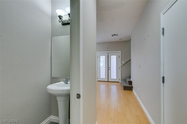 Building Photo - 169 Almond Ridge Pl