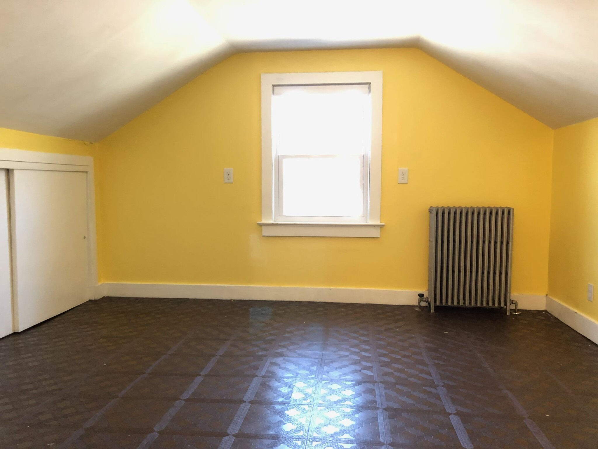 Bonus room - 48 Gordon Ave