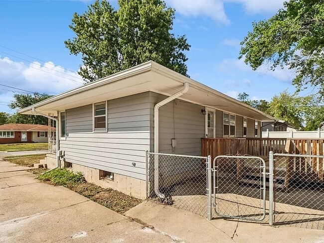 Building Photo - 3929 64th St