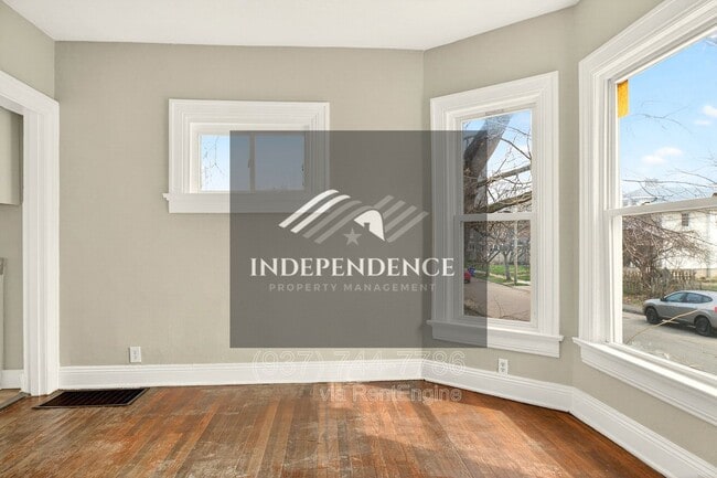 Building Photo - 102 Rockwood Ave