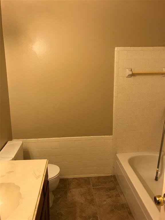 Building Photo - 2431 Autumn Springs Ln