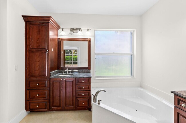 Building Photo - 21698 Abington Ct