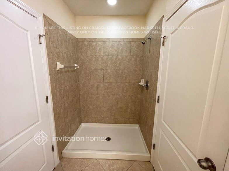 Building Photo - 1775 Hadden Hall Pl