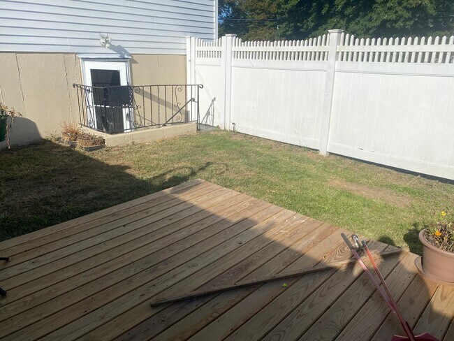 Building Photo - 232 Mount Sinai Coram Rd