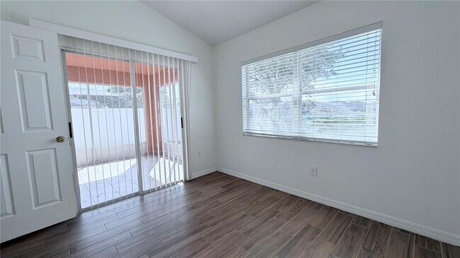 Building Photo - 31205 Bridgegate Dr