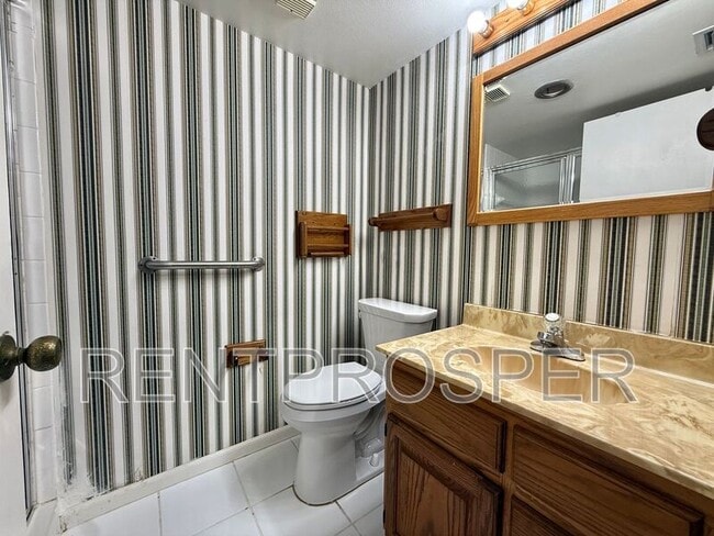 Building Photo - 4135 Player Cir