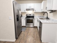 Building Photo - 2345 Tripp Dr