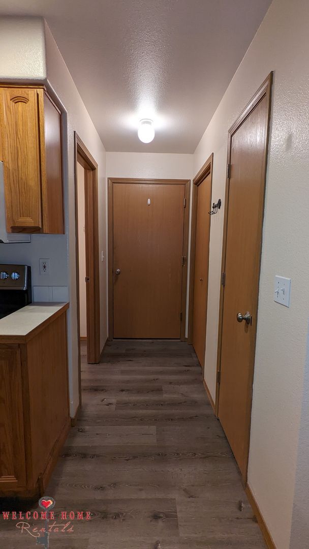 Building Photo - The amenities of an apartment community in a gorgeous home!