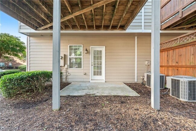 Building Photo - 6088 Kearny Ln