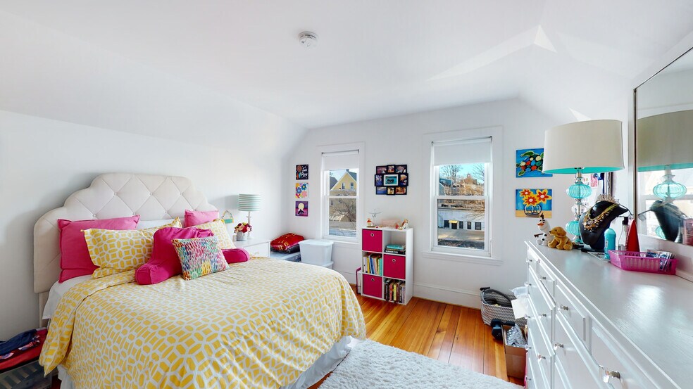 Building Photo - 70 Hudson St