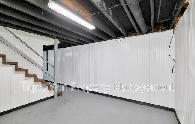 Building Photo - 1544 Rishon Hill Dr