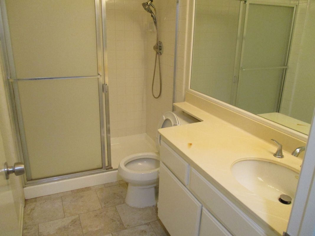 Building Photo - 3802 Dunford Ln