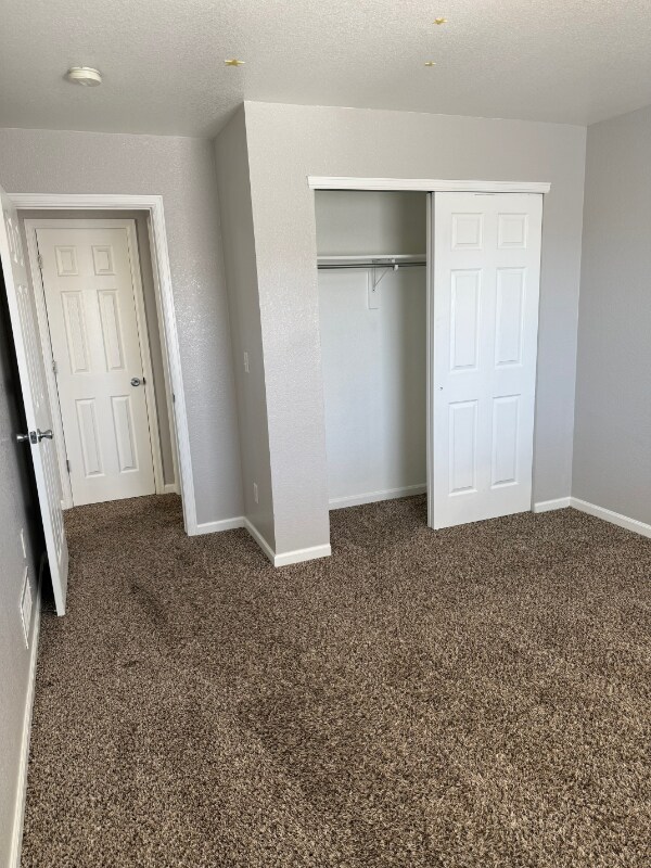 Building Photo - 609 Dinwoody Way