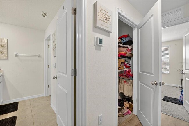 Building Photo - 2841 Gumbo Limbo Dr