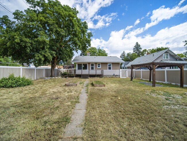 Building Photo - Updated Spokane Rental Home with 4 Bedrooms & Private Yard