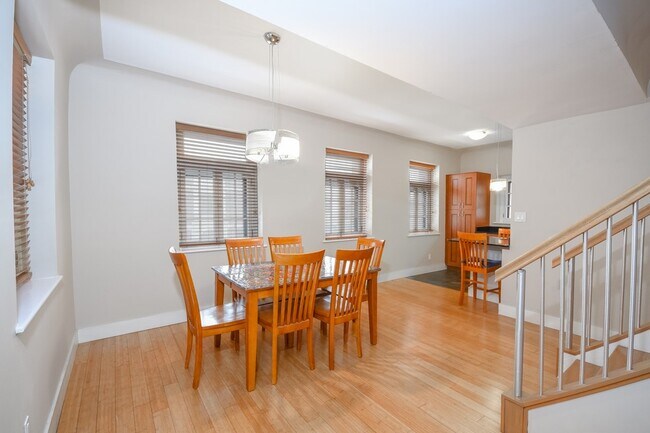 Primary Photo - 603 Westgate Ave