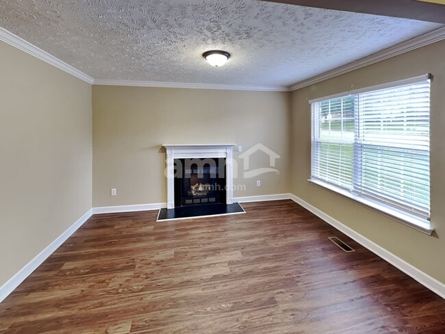 Building Photo - 3404 Bent Wood Cv