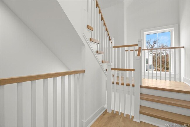 Building Photo - 2 Argento Ln