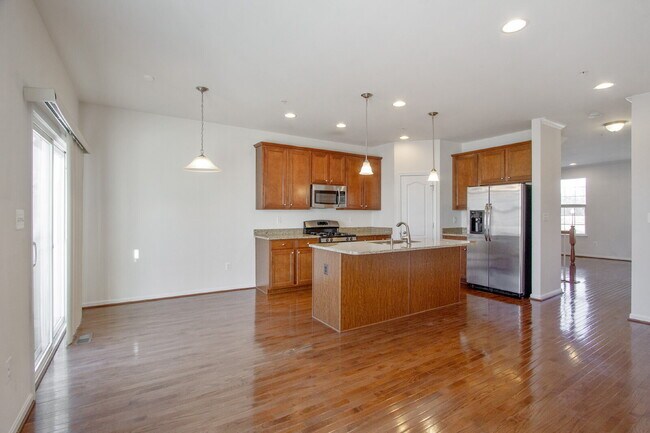 Building Photo - 2564 Cherry Tree Rd