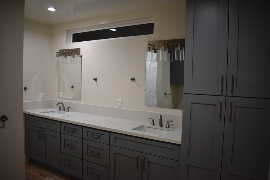 Building Photo - 18343 San Jose St