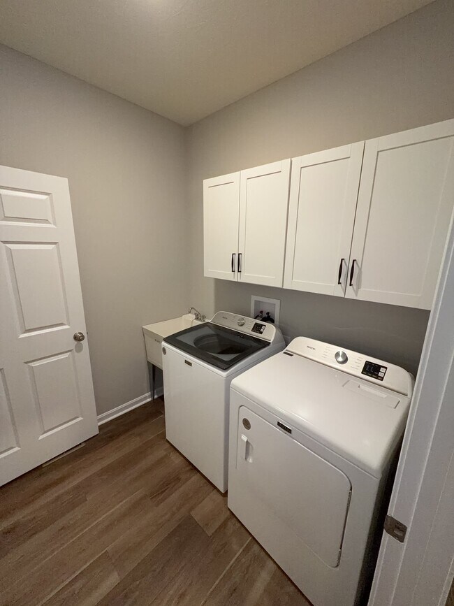 Building Photo - 4857 Osprey Pointe Dr