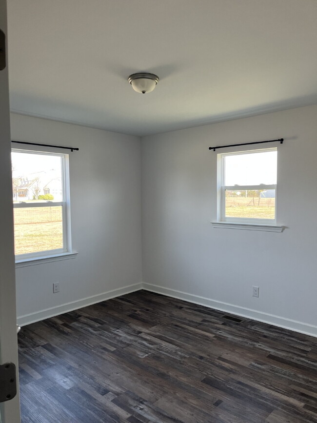 Building Photo - 9155 Concord Rd