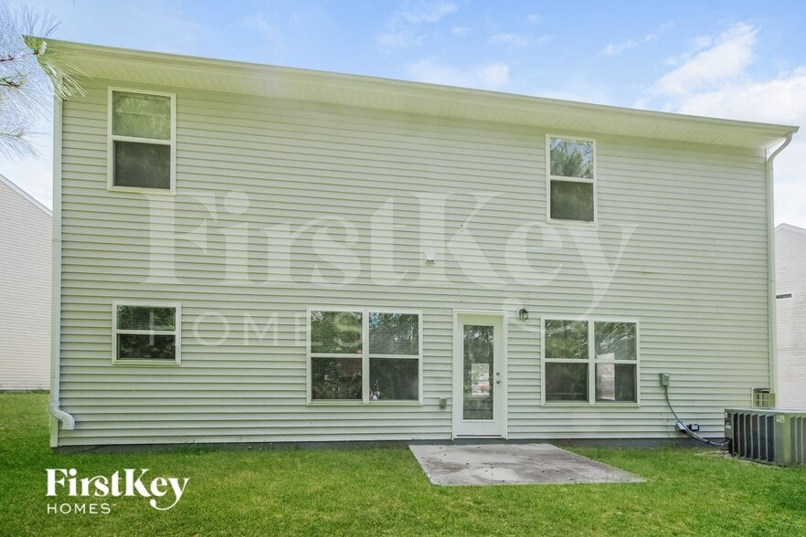 Building Photo - 7003 Advocator Ln