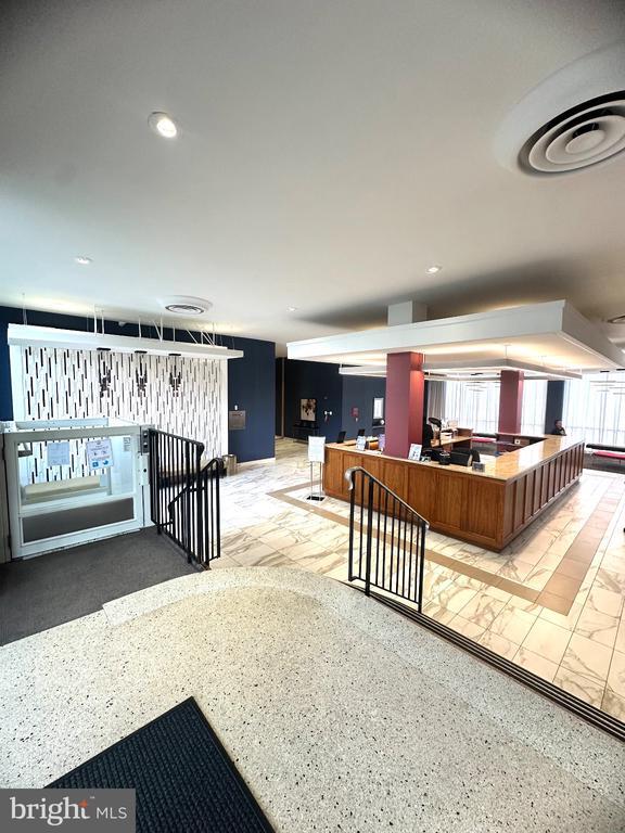 Building Photo - 4600 Duke St