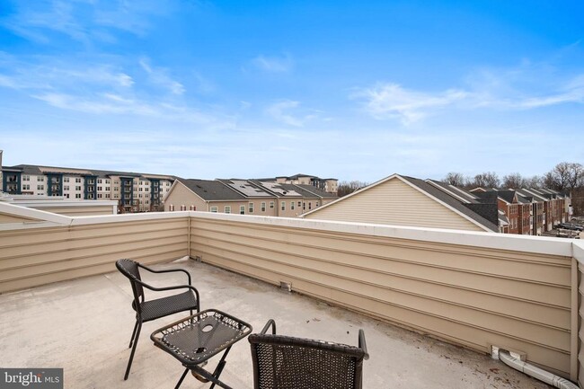 Building Photo - 13312 Waterford Hills Boulevard