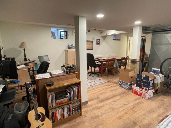 Building Photo - 2723 Taylor St NE