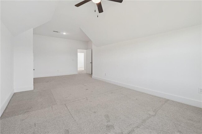 Building Photo - 2049 Chestnut Oak Trl