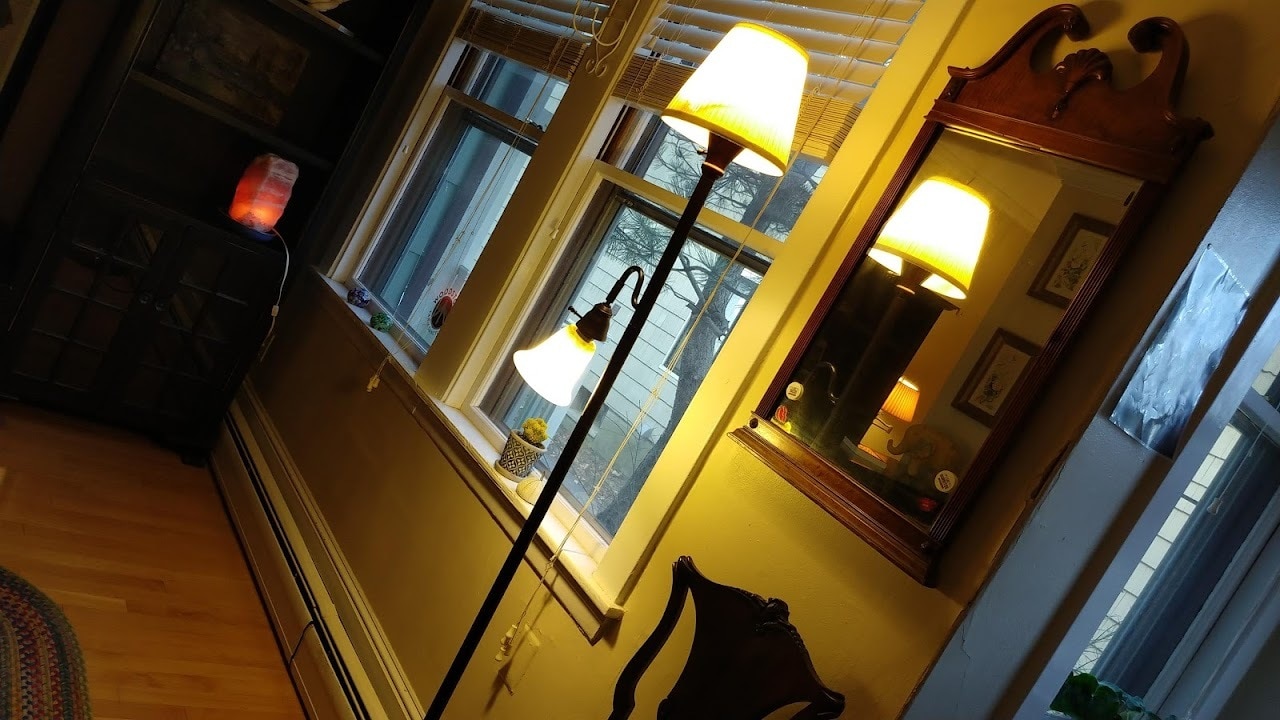 Building Photo - 325 Spring St