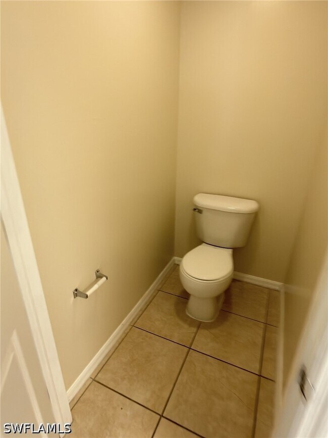 Building Photo - 2513 48th St SW