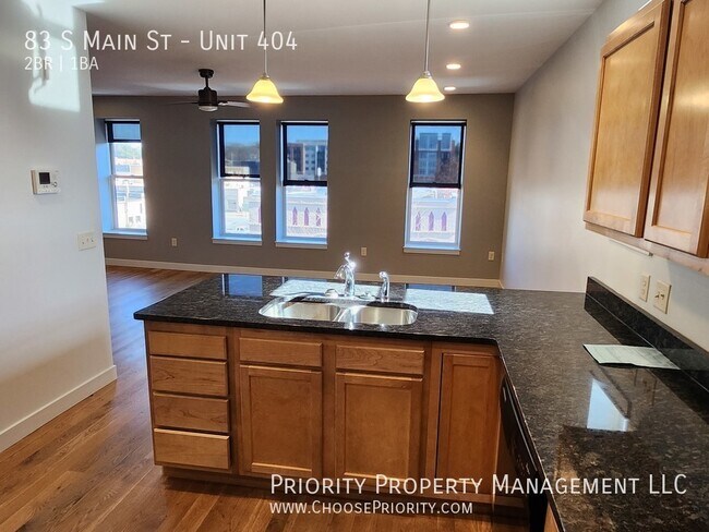 Building Photo - 1BR Penthouse Apartment, Downtown Harrison...