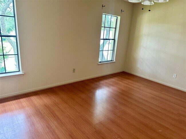 Building Photo - 4423 Canadian River Dr