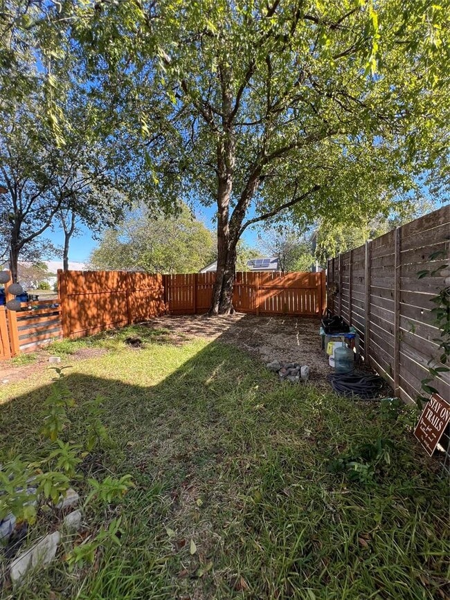 Building Photo - 5112 Martin Ave