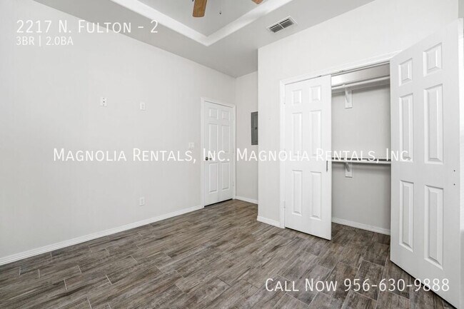 Building Photo - 2217 N. Fulton-2