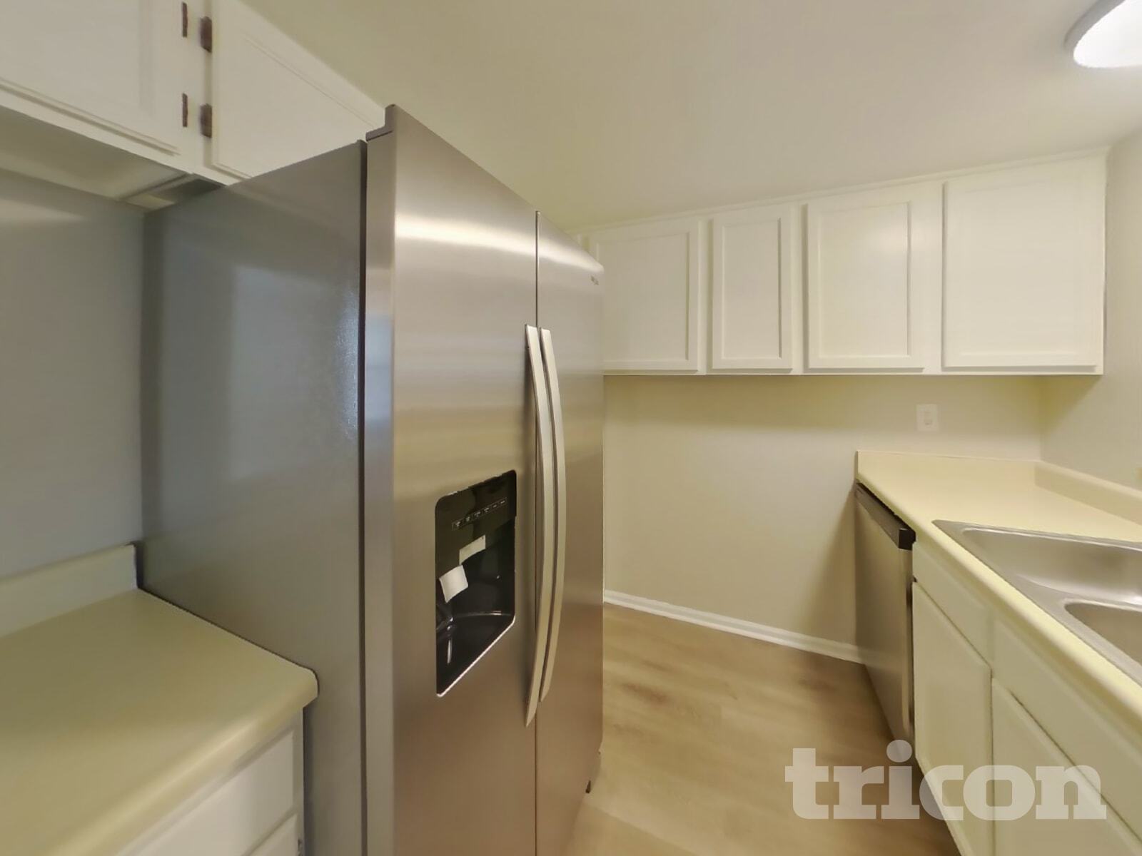 Building Photo - 4820 Jet Wing Cir W