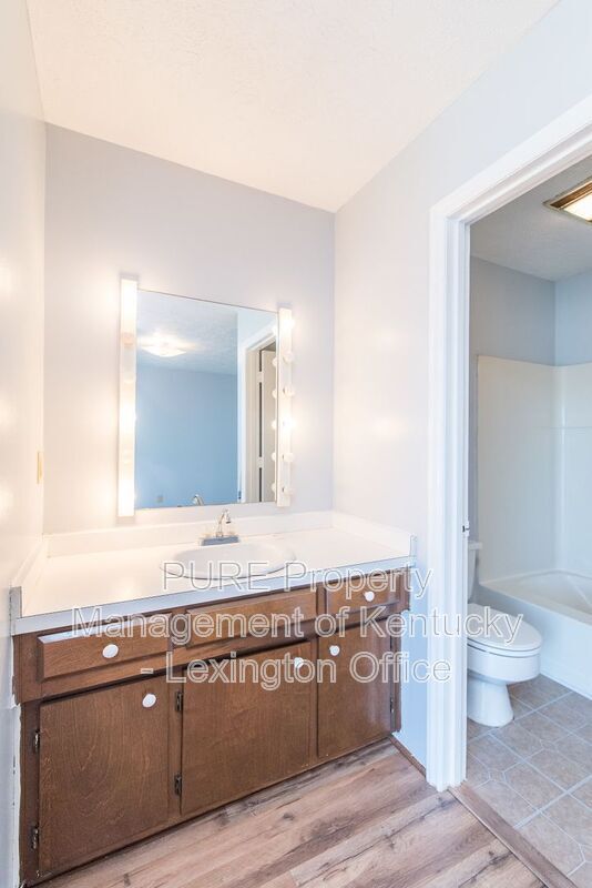 Building Photo - 141 Centennial Dr