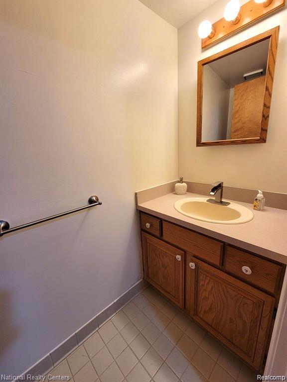 Building Photo - 37485 Stonegate Cir