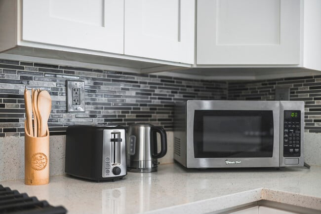 Building Photo - 1519 Walnut Ave