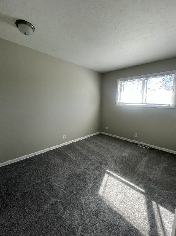 Building Photo - 343 Pershing Ave NE