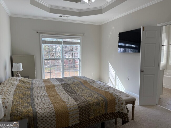 Building Photo - 380 Vine Mountain Way