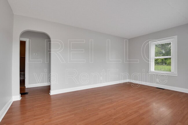 Building Photo - 5415 Distler Ln