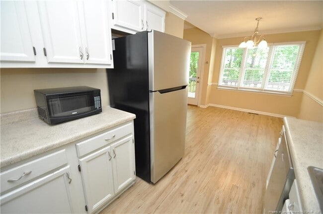 Building Photo - 1004 Oak Lake Ct